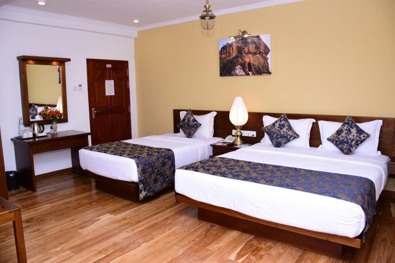 Deluxe Triple Room,798803259:JPEG